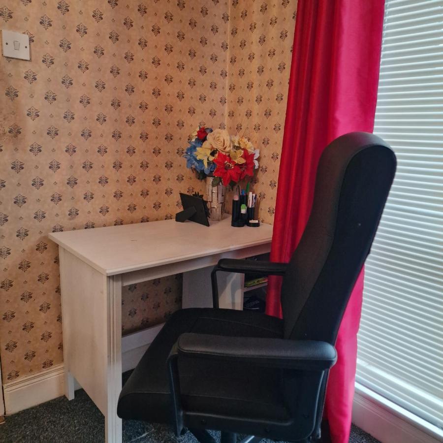 Females Only - Private Bedrooms In Dublin لُكَن المظهر الخارجي الصورة